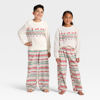 Kids' "Let It Snow" Fair Isle Microfleece Holiday Matching Family Pajama Pants - Wondershop™ Cream 4 Kids' "Let It Snow" Fair Isle Microfleece Holiday Matching Family Pajama Pants - Wondershop™ Cream - Image 4